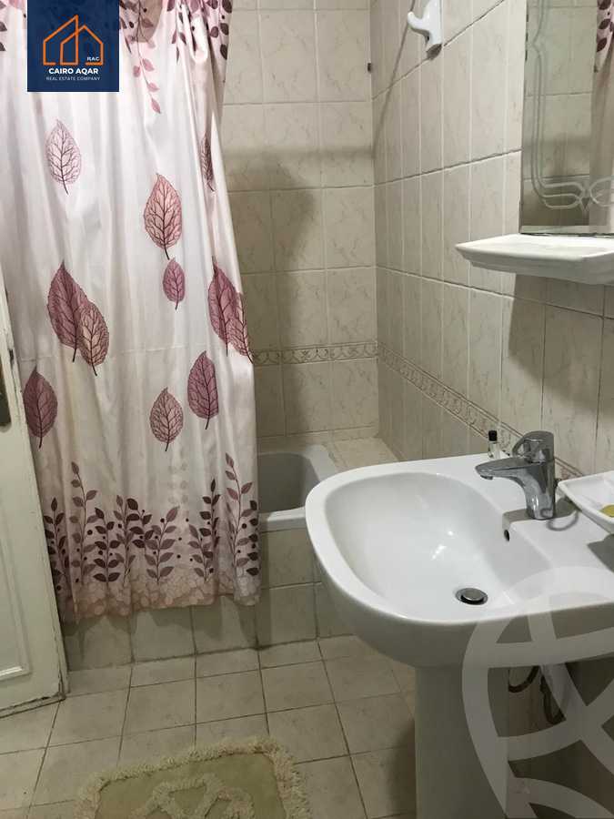 https://aqarmap.com.eg/ar/listing/6359241-for-rent-cairo-new-cairo-lrhb-city-phase-4-saad-zaghloul-st