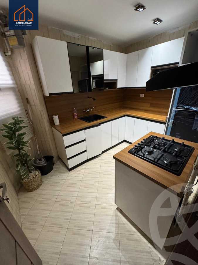 https://aqarmap.com.eg/ar/listing/6382179-for-rent-cairo-new-cairo-lrhb-city-phase-8