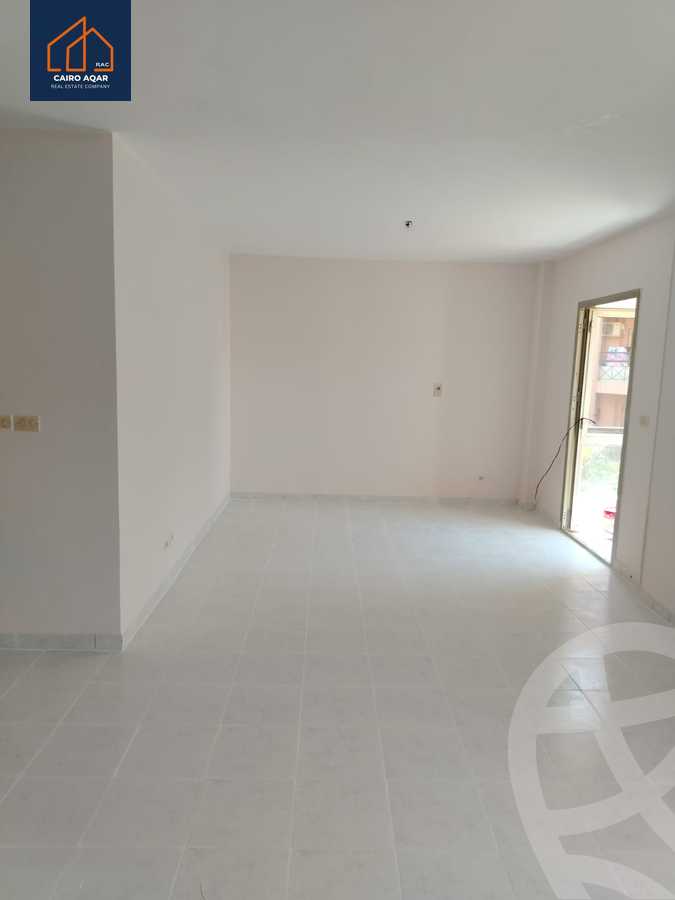 https://aqarmap.com.eg/ar/listing/6436693-for-rent-cairo-new-cairo-lrhb-city-phase-5-talaat-mostafa-st