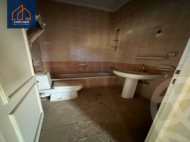 https://aqarmap.com.eg/en/listing/6474602-for-sale-cairo-new-cairo-lrhb-city-mtdd-lrhb-phase-9