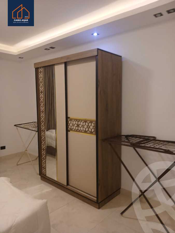 https://aqarmap.com.eg/ar/listing/6495504-for-rent-cairo-new-cairo-lrhb-city-phase-4-mohammed-farid-st
