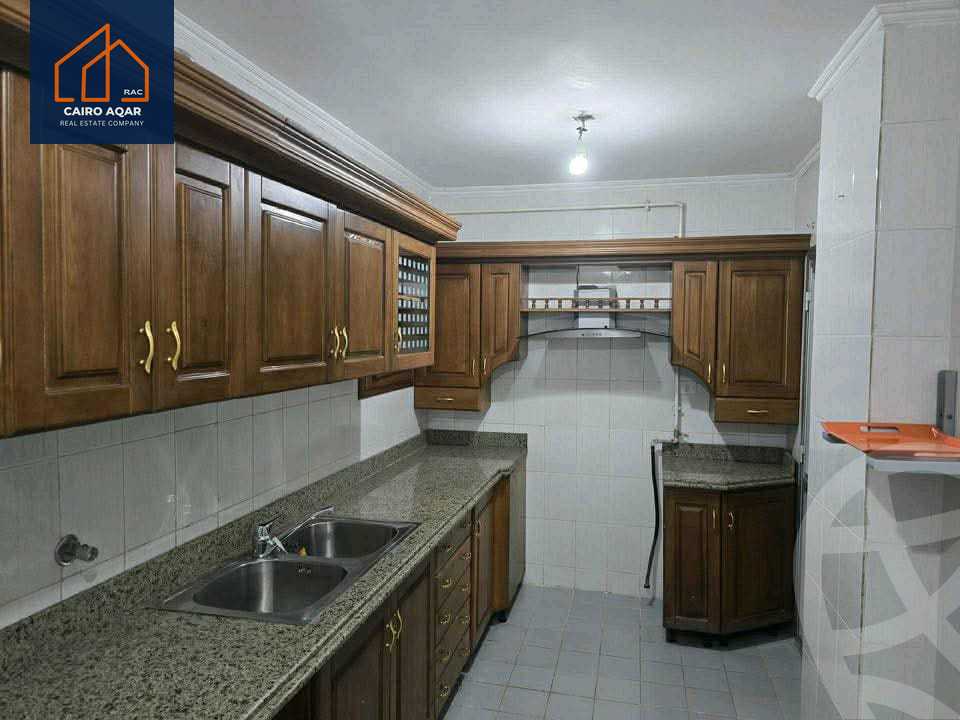 https://aqarmap.com.eg/en/listing/6498760-for-rent-cairo-new-cairo-lrhb-city-phase-3-farid-shawqi-st
