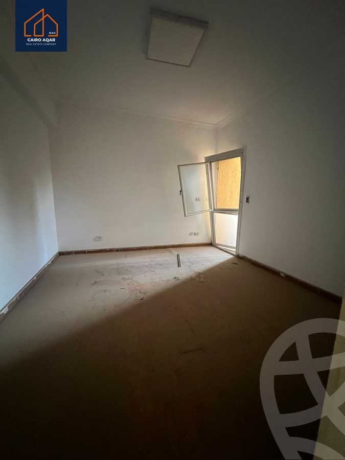 https://aqarmap.com.eg/en/listing/6525183-for-sale-cairo-new-cairo-lrhb-city-mtdd-lrhb-phase-10-farouk-el-baz-st