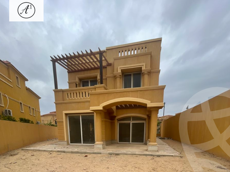 https://aqarmap.com.eg/ar/listing/3906144-for-sale-cairo-el-sheikh-zayed-city-compounds-in-sheikh-zayed-royal-meadows