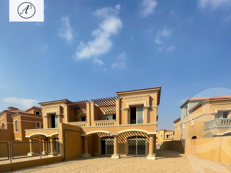 https://aqarmap.com.eg/ar/listing/3906165-for-sale-cairo-el-sheikh-zayed-city-compounds-in-sheikh-zayed-royal-meadows