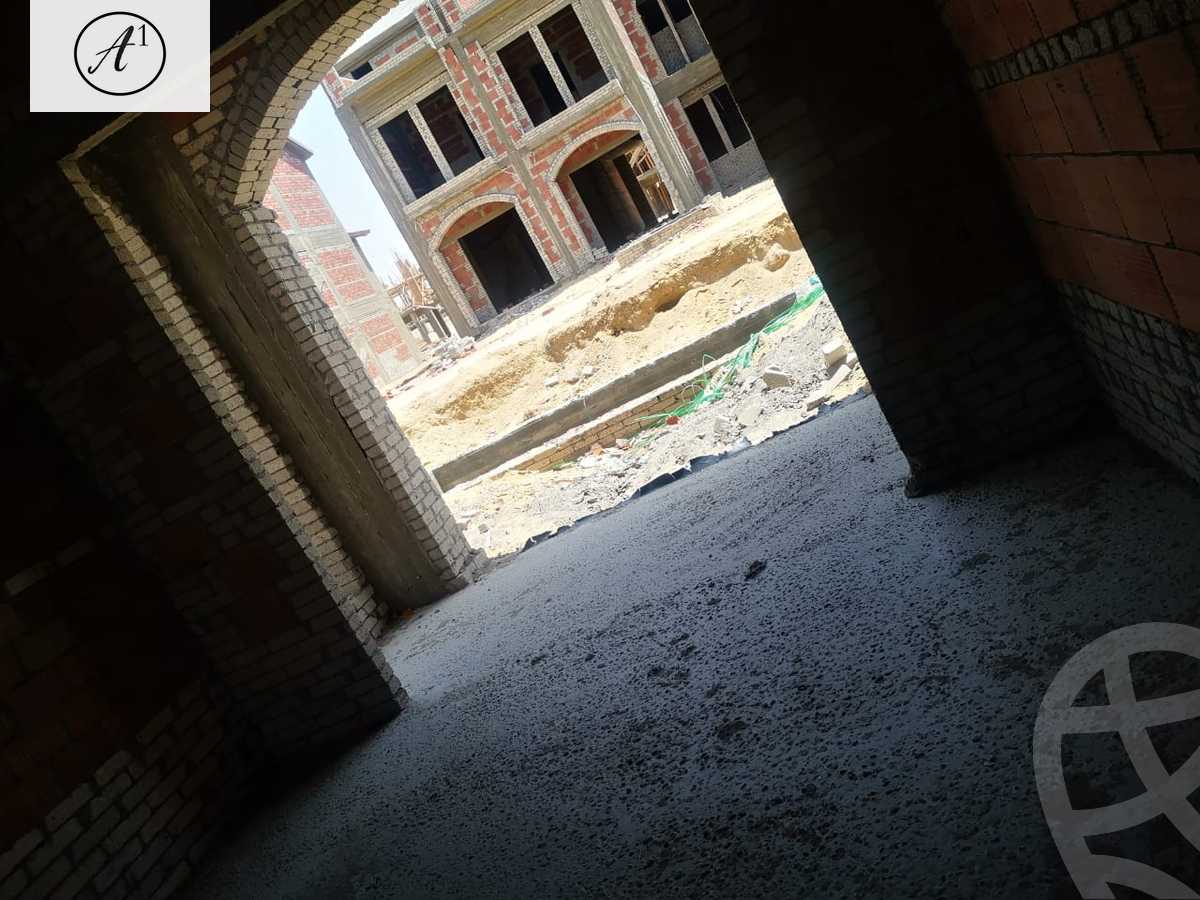 https://aqarmap.com.eg/en/listing/4025047-for-sale-cairo-new-cairo-compounds-dh-mrk