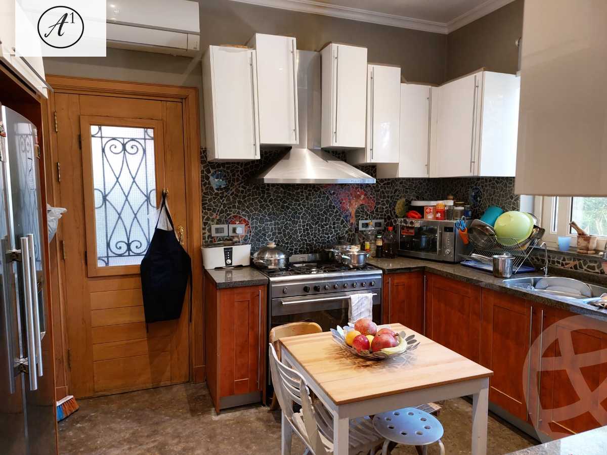 https://aqarmap.com.eg/ar/listing/4276437-for-sale-cairo-new-cairo-compounds-moon-valley