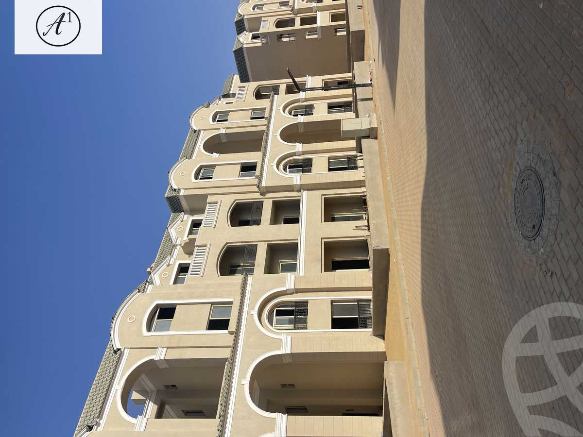 https://aqarmap.com.eg/en/listing/4307657-for-sale-cairo-new-cairo-lmstqbl-syty-compounds-in-mostakbal-city-lavenir