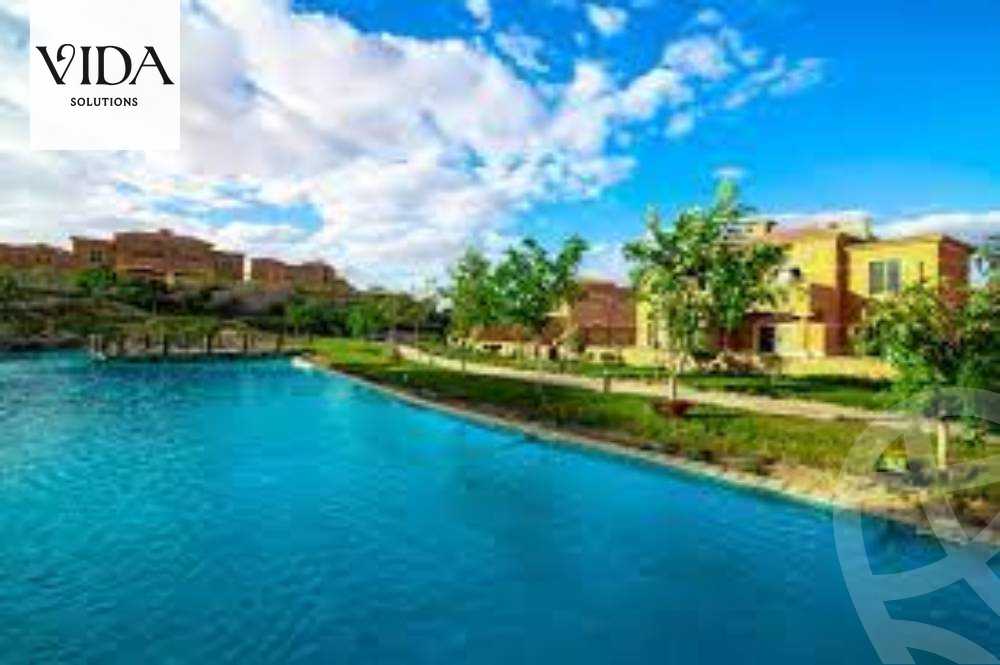 https://aqarmap.com.eg/en/listing/5400813-for-sale-cairo-el-sheikh-zayed-city-compounds-royal-meadows