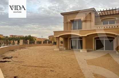https://aqarmap.com.eg/en/listing/4604871-for-sale-cairo-el-sheikh-zayed-city-compounds-in-sheikh-zayed-royal-meadows