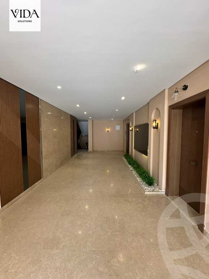 https://aqarmap.com.eg/ar/listing/4997261-for-sale-cairo-el-sheikh-zayed-city-compounds-kmbwnd-fyldj-wyst-dr-llttwyr