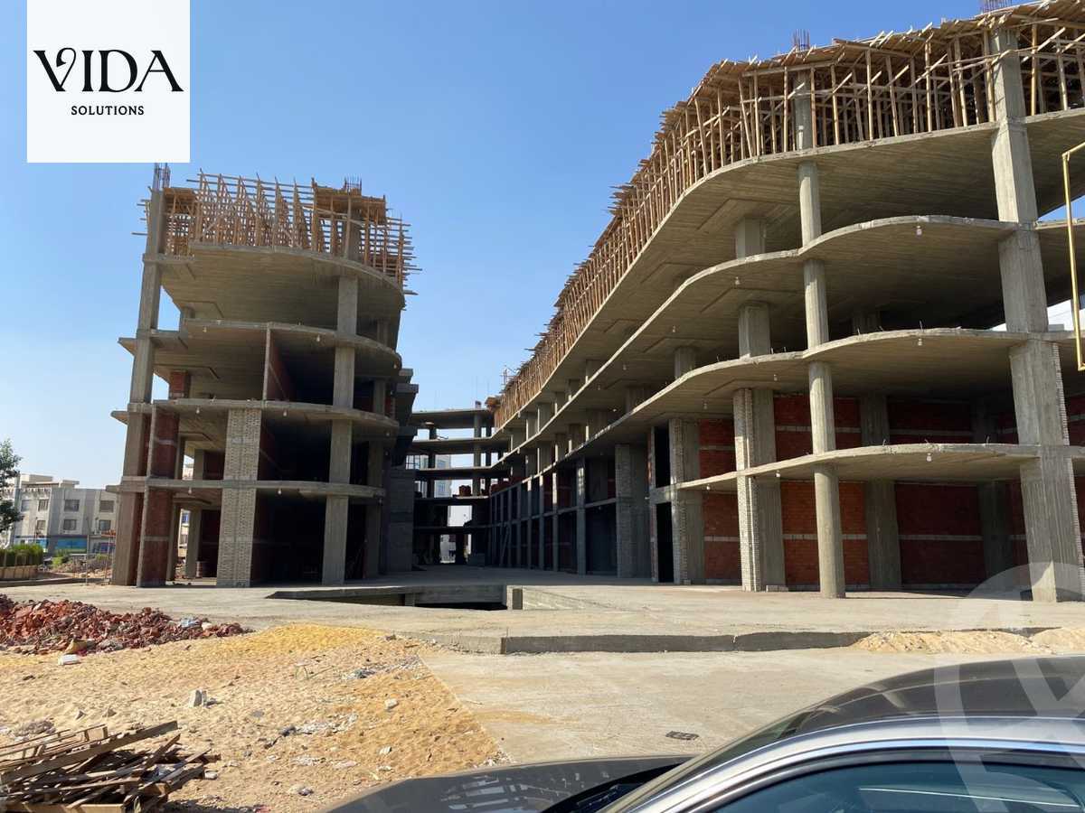 https://aqarmap.com.eg/en/listing/5213655-for-sale-cairo-el-sheikh-zayed-city-compounds-101-mall