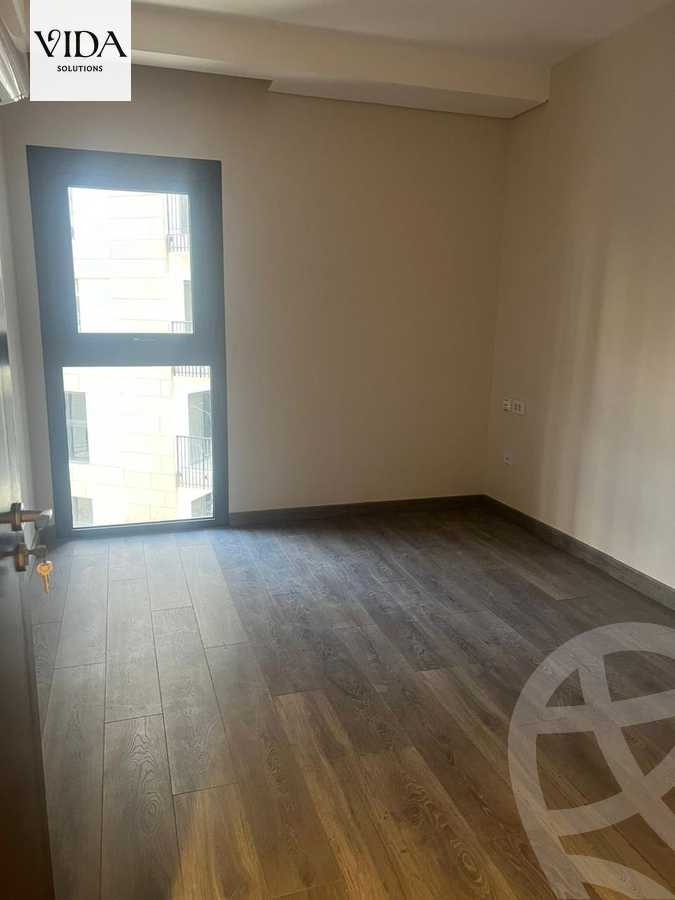 https://aqarmap.com.eg/en/listing/5284567-for-sale-cairo-el-sheikh-zayed-city-compounds-zyd-wr-llttwyr-z-tower