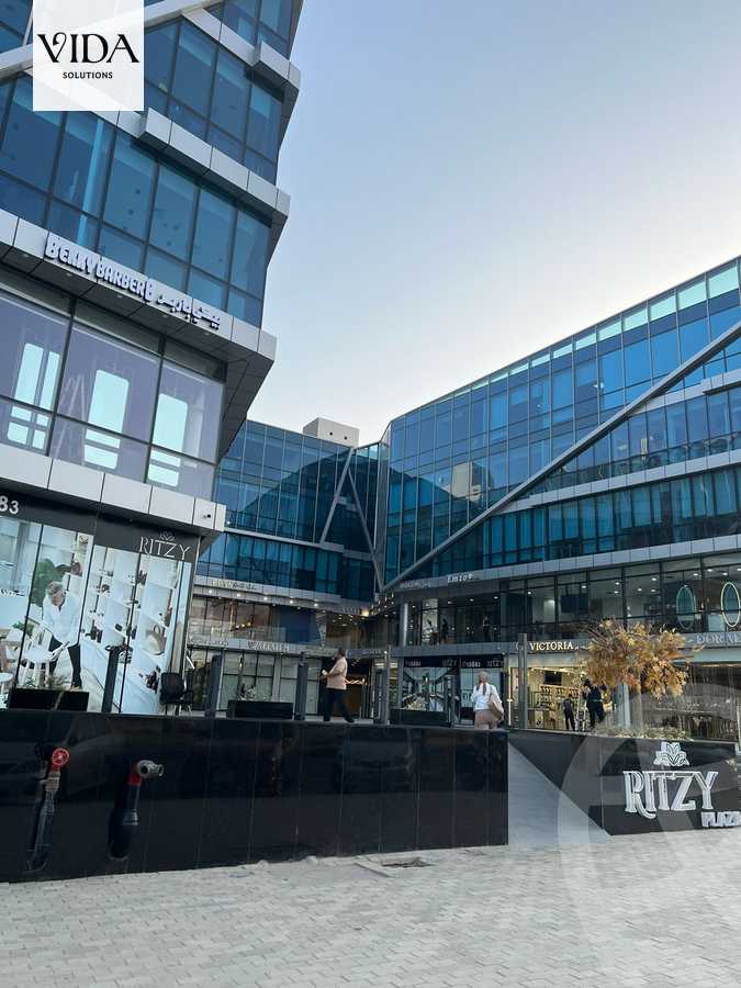 https://aqarmap.com.eg/en/listing/5299737-for-sale-cairo-el-sheikh-zayed-city-compounds-rytzy-blz-mwl-tybh-llstthmr-l-qry