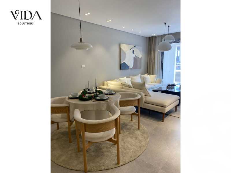 https://aqarmap.com.eg/ar/listing/5315364-for-sale-cairo-el-sheikh-zayed-city-compounds-kmbwnd-fyldj-wyst-dr-llttwyr