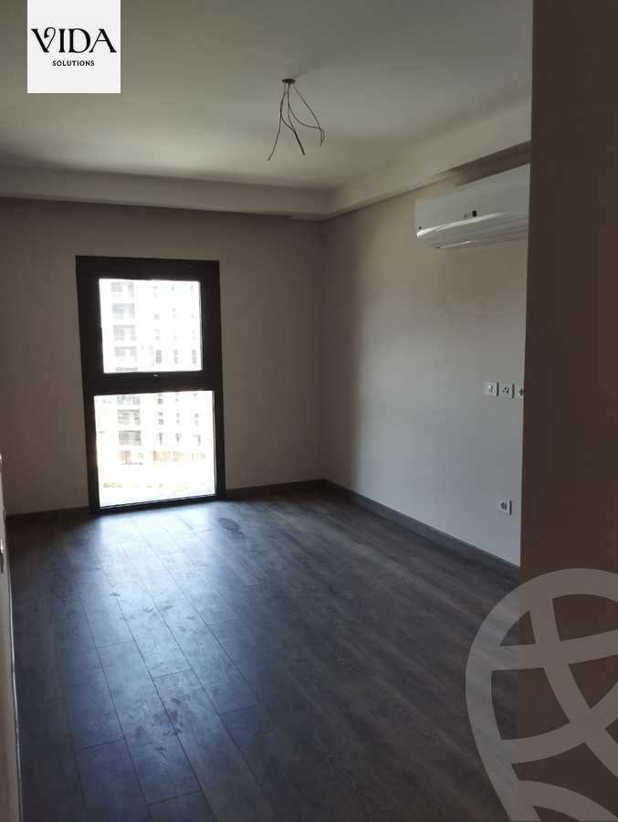 https://aqarmap.com.eg/en/listing/5326052-for-sale-cairo-el-sheikh-zayed-city-compounds-zyd-wr-llttwyr-park-towers-zed-el-sheikh-zayed-compound