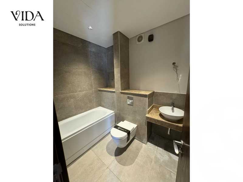 https://aqarmap.com.eg/en/listing/5393407-for-sale-cairo-el-sheikh-zayed-city-compounds-zyd-wr-llttwyr-z-tower