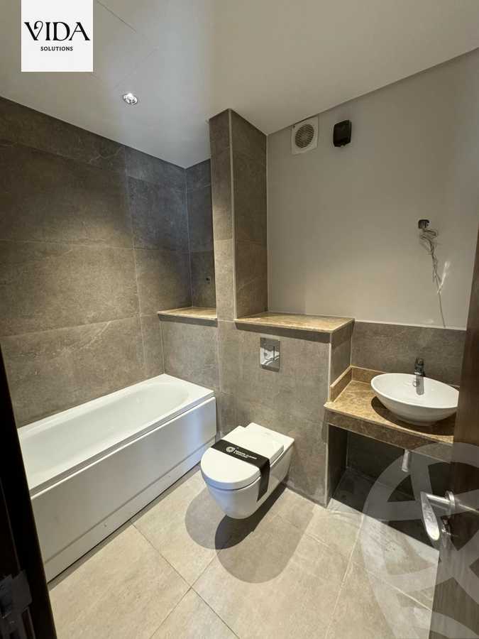 https://aqarmap.com.eg/en/listing/5393300-for-sale-cairo-el-sheikh-zayed-city-compounds-zyd-wr-llttwyr-park-towers-zed-el-sheikh-zayed-compound