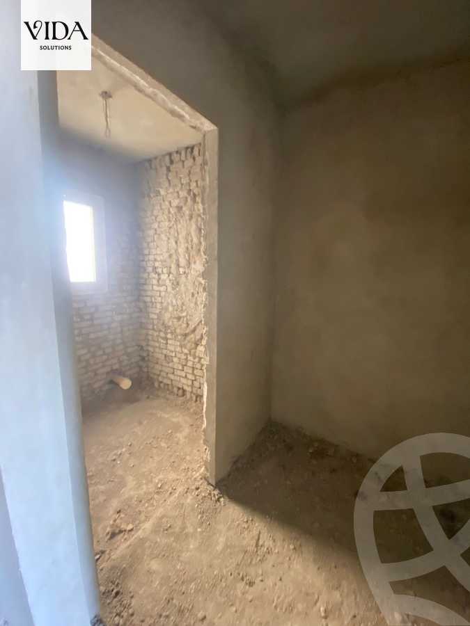 https://aqarmap.com.eg/en/listing/5400636-for-sale-cairo-el-sheikh-zayed-city-compounds-el-khamayel