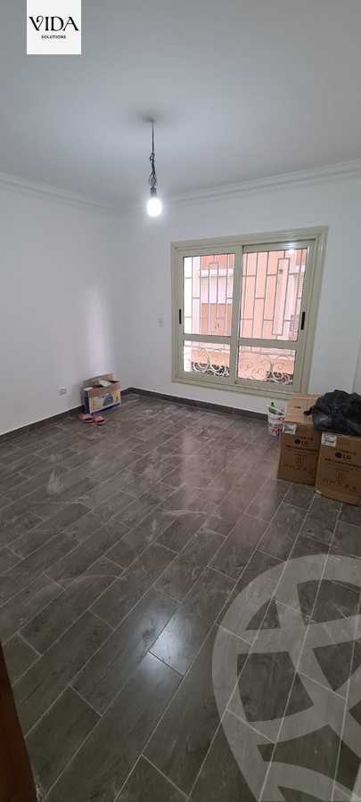 https://aqarmap.com.eg/en/listing/5405054-for-sale-cairo-el-sheikh-zayed-city-compounds-el-khamayel