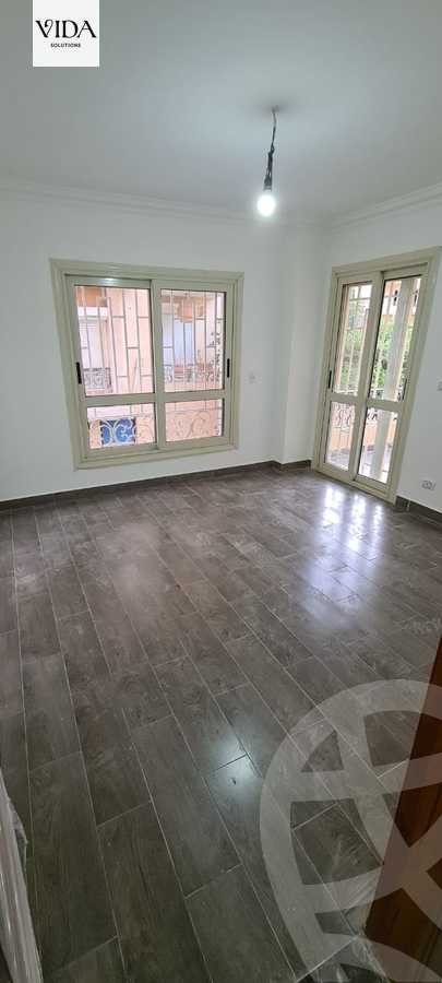 https://aqarmap.com.eg/en/listing/5405054-for-sale-cairo-el-sheikh-zayed-city-compounds-el-khamayel