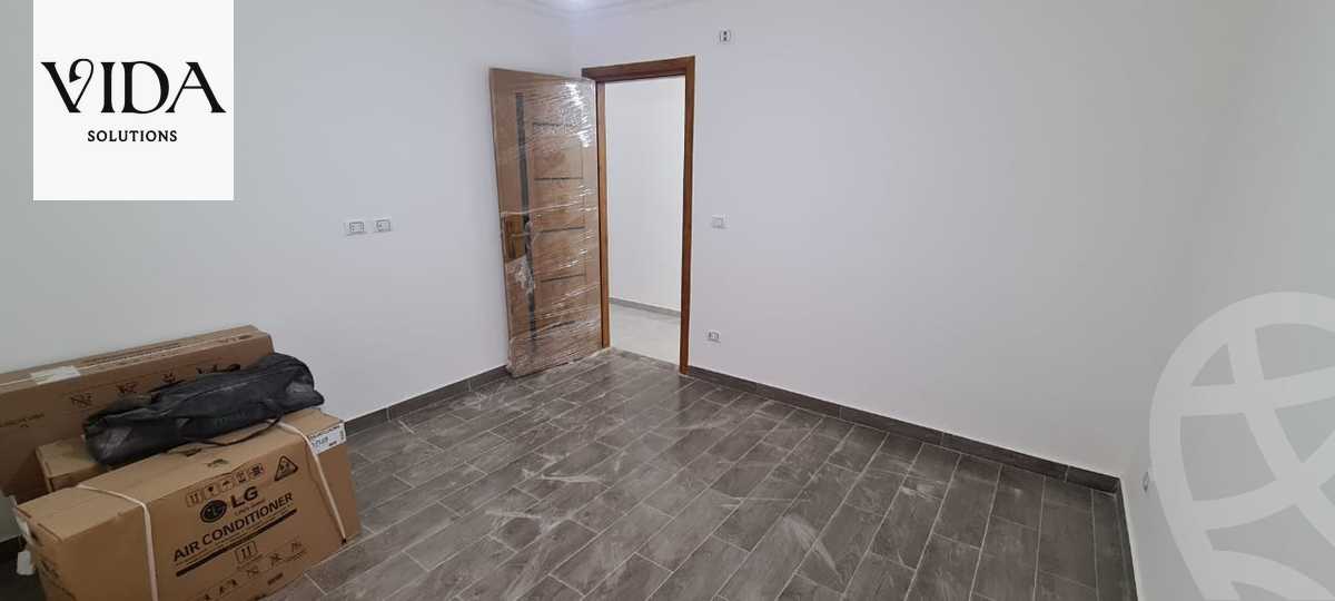 https://aqarmap.com.eg/en/listing/5405054-for-sale-cairo-el-sheikh-zayed-city-compounds-el-khamayel