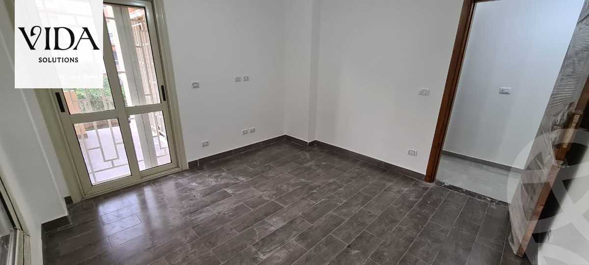 https://aqarmap.com.eg/en/listing/5405054-for-sale-cairo-el-sheikh-zayed-city-compounds-el-khamayel