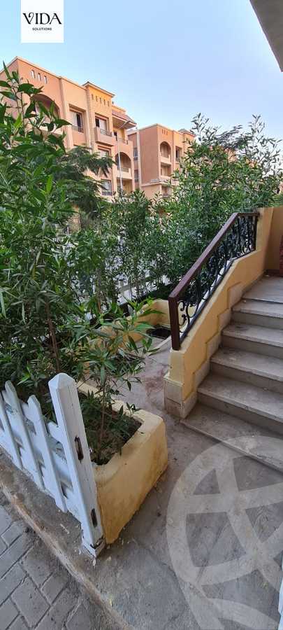 https://aqarmap.com.eg/en/listing/5405054-for-sale-cairo-el-sheikh-zayed-city-compounds-el-khamayel
