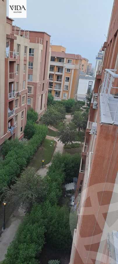https://aqarmap.com.eg/en/listing/5408288-for-sale-cairo-6th-of-october-hadaeq-october-kmbwnd-fy-hdyq-ktwbr-degla-gardens