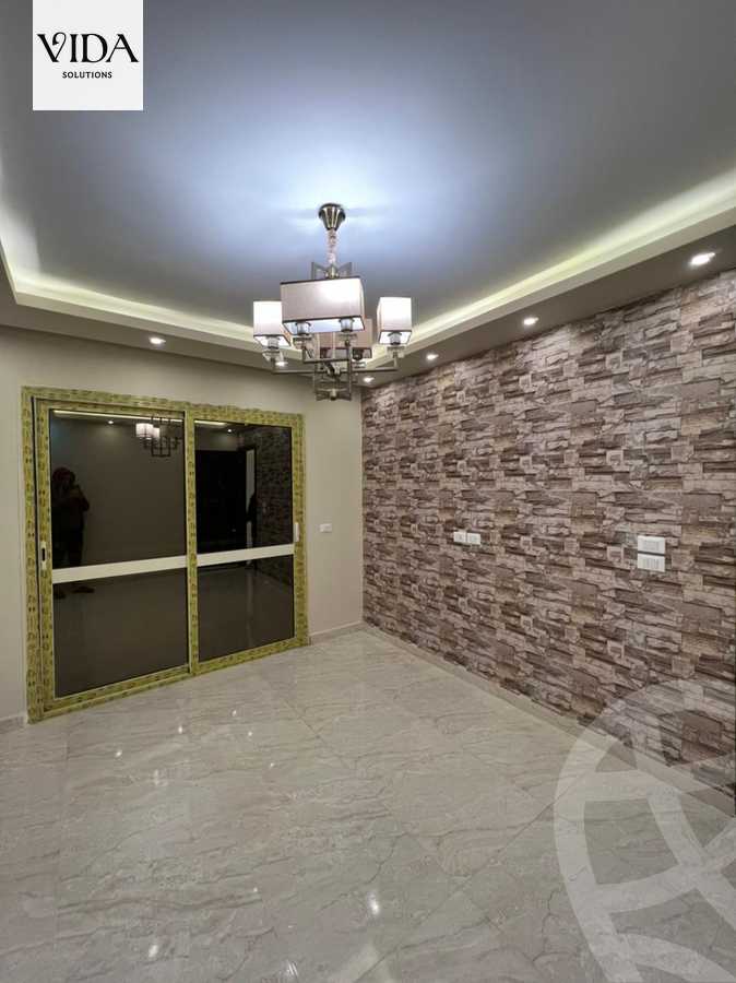 https://aqarmap.com.eg/en/listing/5408288-for-sale-cairo-6th-of-october-hadaeq-october-kmbwnd-fy-hdyq-ktwbr-degla-gardens