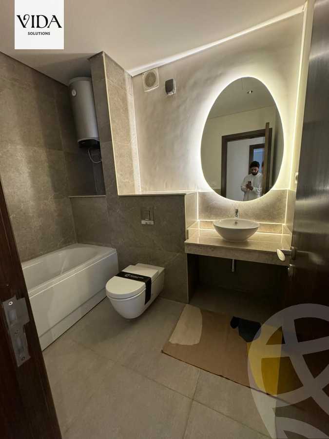 https://aqarmap.com.eg/ar/listing/5417091-for-sale-cairo-el-sheikh-zayed-city-compounds-zyd-wr-llttwyr-park-towers-zed-el-sheikh-zayed-compound