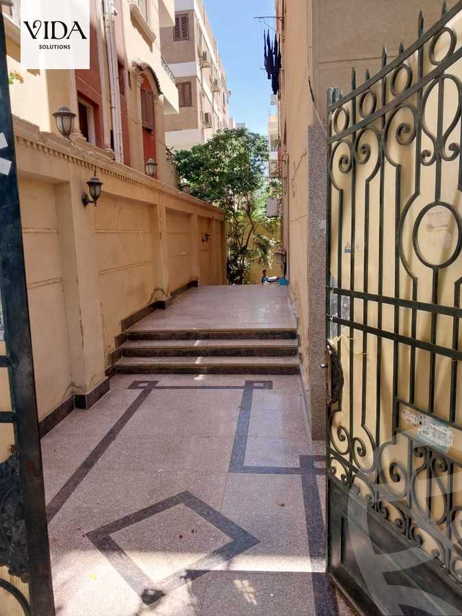 https://aqarmap.com.eg/en/listing/5421410-for-sale-cairo-6th-of-october-el-ahyaa-neighborhood-1st