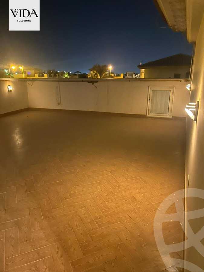 https://aqarmap.com.eg/en/listing/5424511-for-sale-cairo-el-sheikh-zayed-city-compounds-royal-city