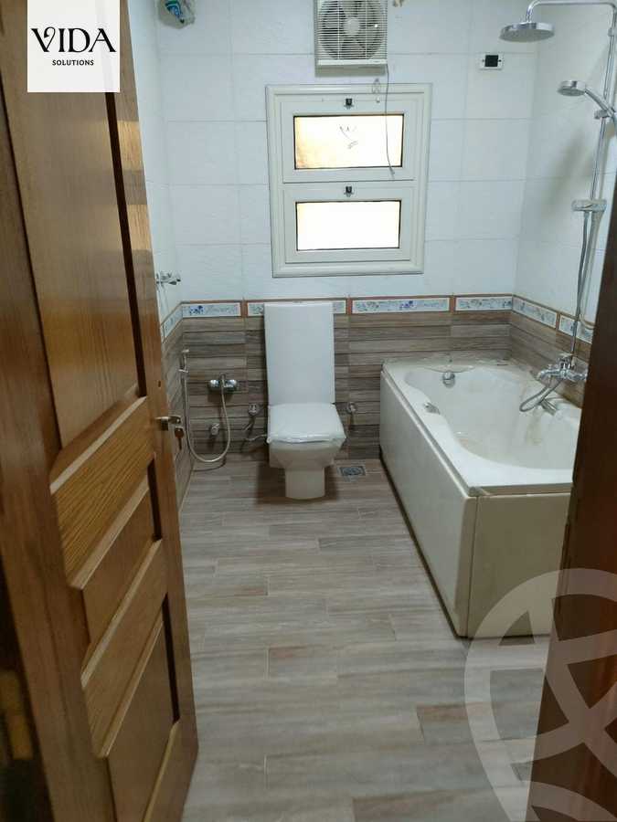 https://aqarmap.com.eg/ar/listing/5429159-for-sale-cairo-6th-of-october-el-ahyaa-neighborhood-7th-mecca-el-mokarrama-st