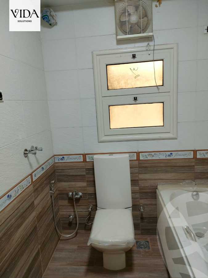 https://aqarmap.com.eg/ar/listing/5429159-for-sale-cairo-6th-of-october-el-ahyaa-neighborhood-7th-mecca-el-mokarrama-st