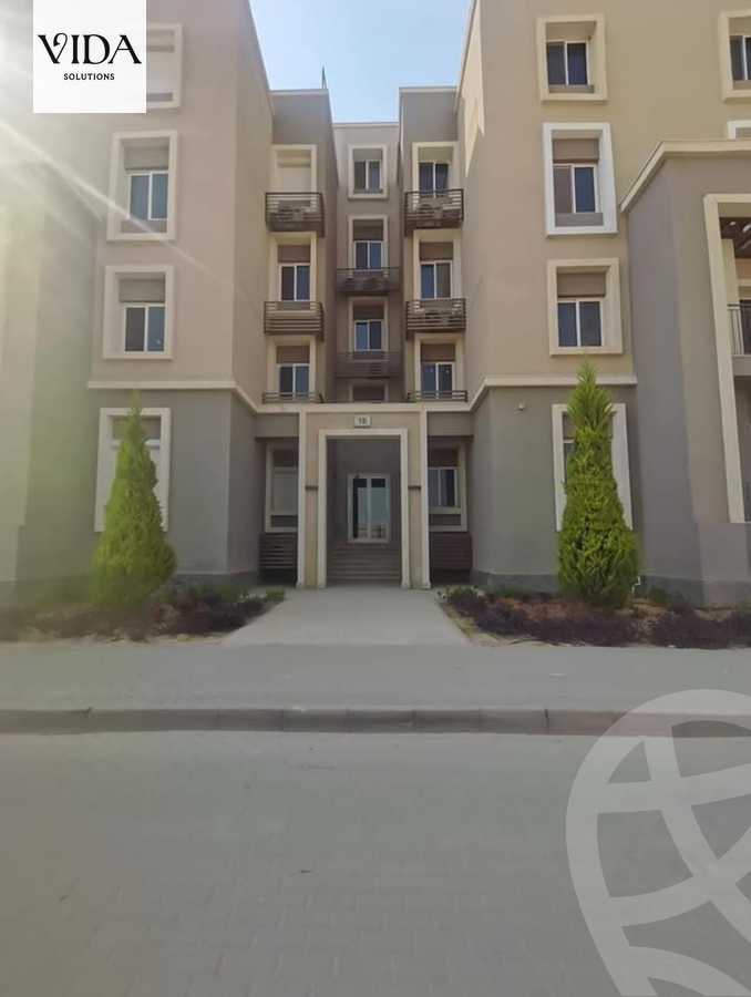 https://aqarmap.com.eg/ar/listing/5446871-for-sale-cairo-6th-of-october-compounds-october-plaza