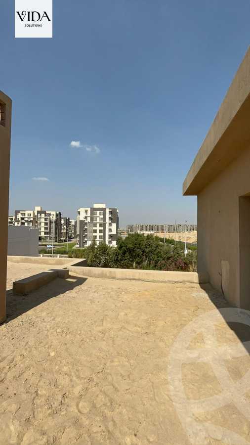 https://aqarmap.com.eg/en/listing/5459818-for-sale-cairo-el-sheikh-zayed-city-compounds-tara