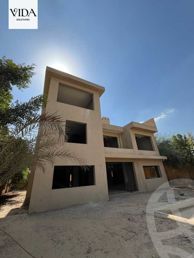 https://aqarmap.com.eg/en/listing/5459818-for-sale-cairo-el-sheikh-zayed-city-compounds-tara