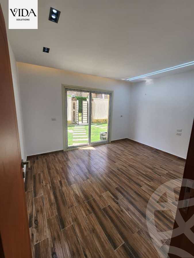 https://aqarmap.com.eg/en/listing/5517288-for-sale-cairo-el-sheikh-zayed-city-compounds-el-khamayel