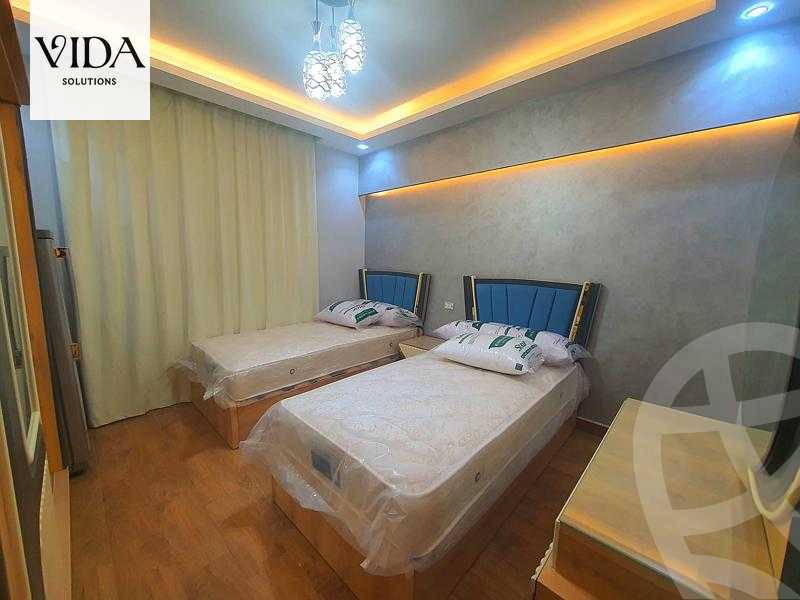 https://aqarmap.com.eg/en/listing/5520680-for-sale-cairo-el-sheikh-zayed-city-compounds-jn-zyd
