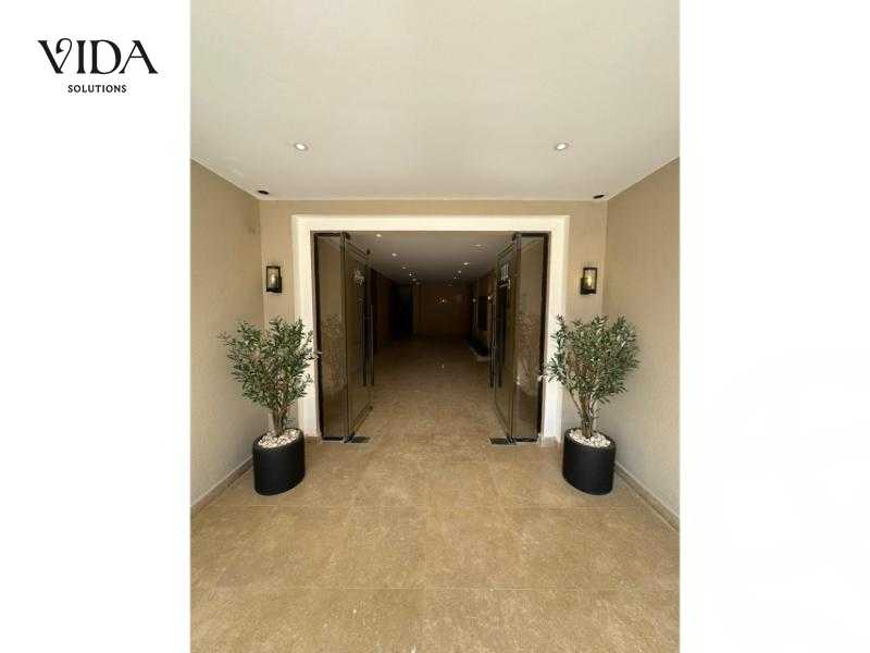 https://aqarmap.com.eg/en/listing/5533954-for-sale-cairo-el-sheikh-zayed-city-compounds-kmbwnd-fyldj-wyst-dr-llttwyr