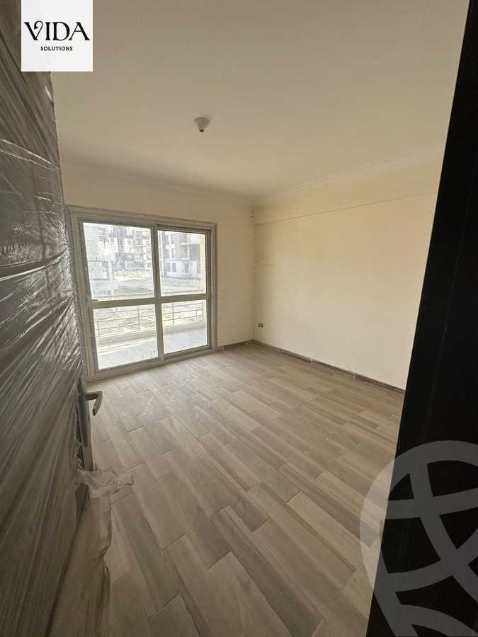 https://aqarmap.com.eg/en/listing/5534160-for-sale-cairo-el-sheikh-zayed-city-compounds-bliss-gate-compound-torec