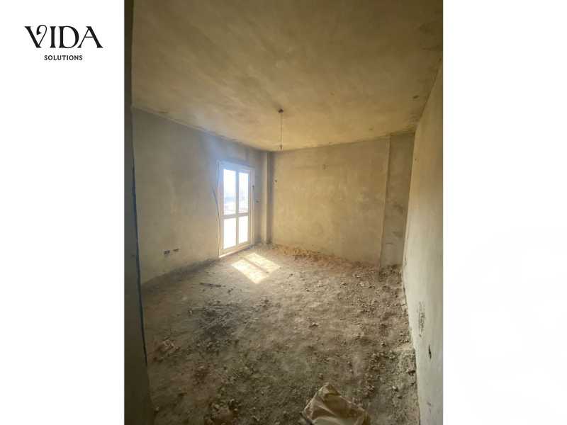 https://aqarmap.com.eg/ar/listing/5544521-for-sale-cairo-el-sheikh-zayed-city-compounds-el-khamayel