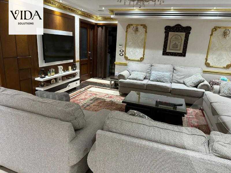 https://aqarmap.com.eg/ar/listing/5573357-for-sale-cairo-el-sheikh-zayed-city-el-hay-elsabeaa-lhy-lsb