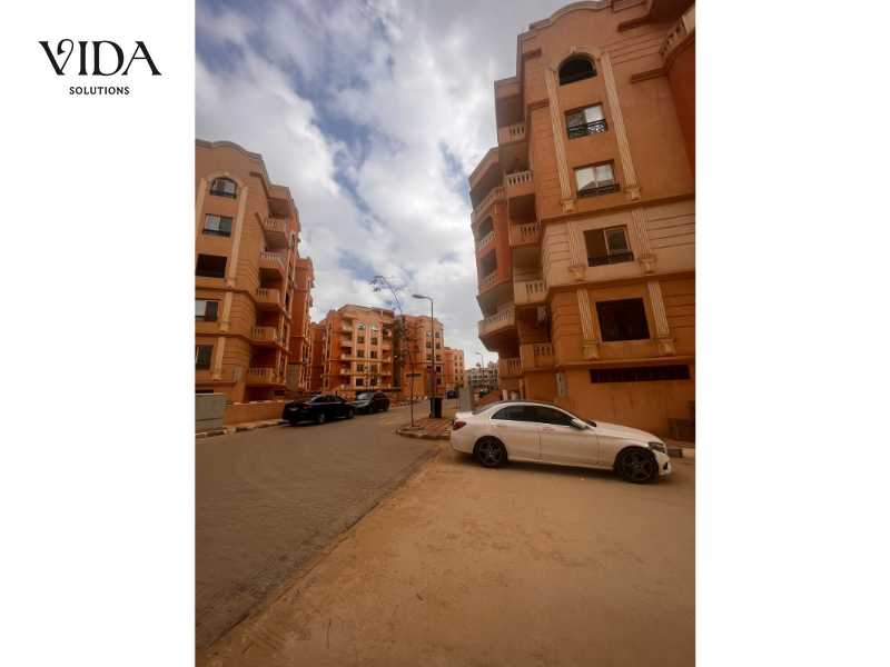 https://aqarmap.com.eg/en/listing/5617123-for-sale-cairo-6th-of-october-hadaeq-october-kmbwnd-fy-hdyq-ktwbr-karma-compound