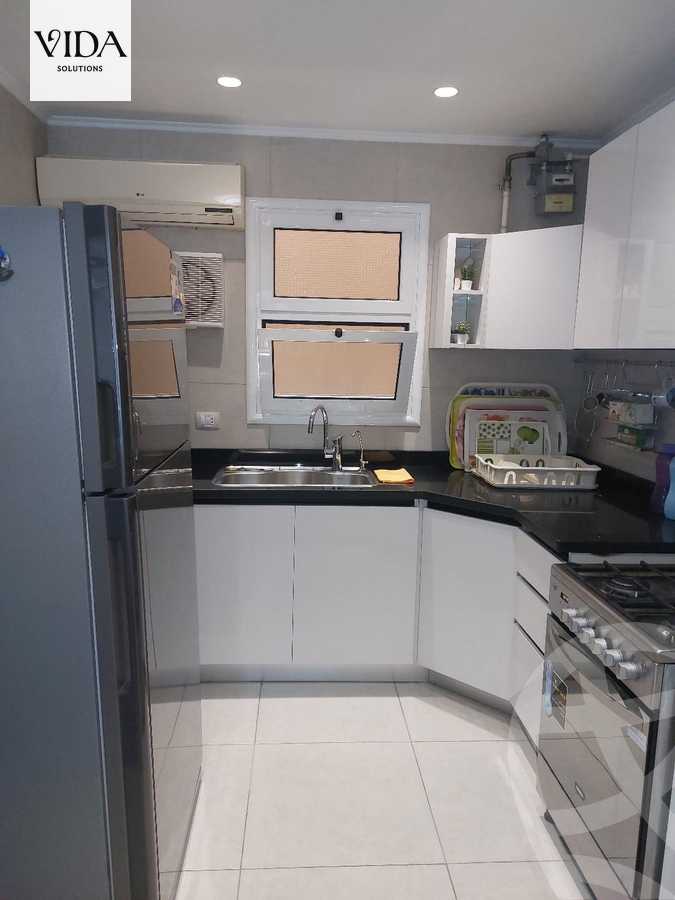https://aqarmap.com.eg/en/listing/5637856-for-sale-cairo-el-sheikh-zayed-city-compounds-el-khamayel