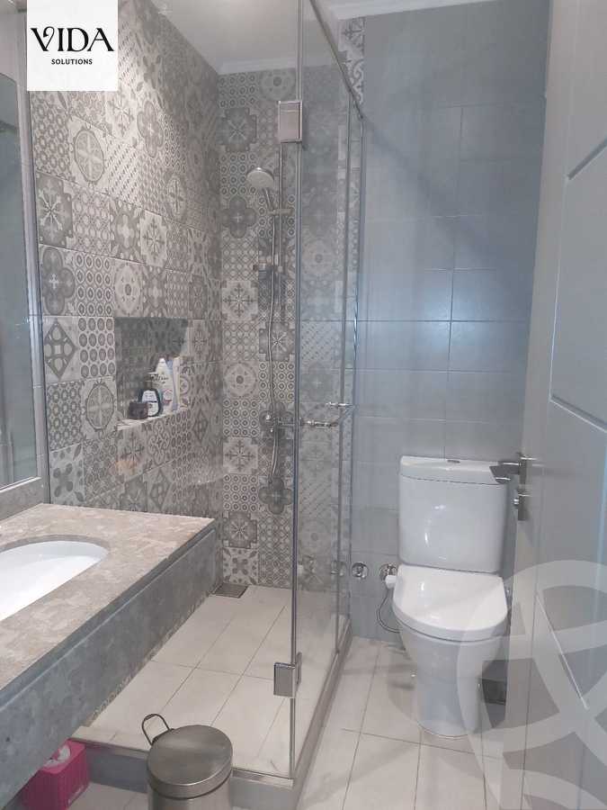 https://aqarmap.com.eg/en/listing/5637868-for-sale-cairo-el-sheikh-zayed-city-compounds-el-khamayel