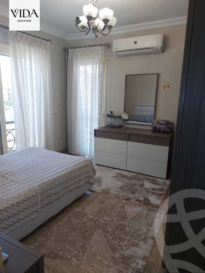 https://aqarmap.com.eg/en/listing/5637868-for-sale-cairo-el-sheikh-zayed-city-compounds-el-khamayel