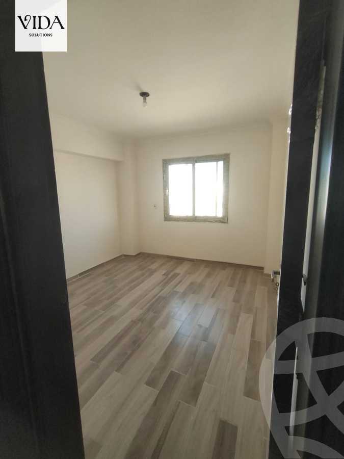 https://aqarmap.com.eg/ar/listing/5637947-for-sale-cairo-el-sheikh-zayed-city-compounds-jn-zyd