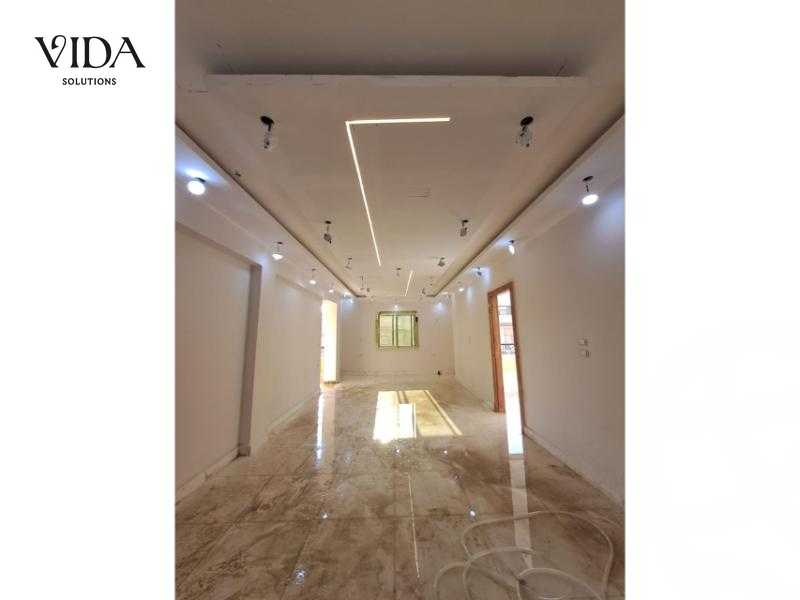 https://aqarmap.com.eg/ar/listing/5647996-for-sale-cairo-6th-of-october-el-ahyaa-neighborhood-2nd-divided-from-al-kafrawei-st
